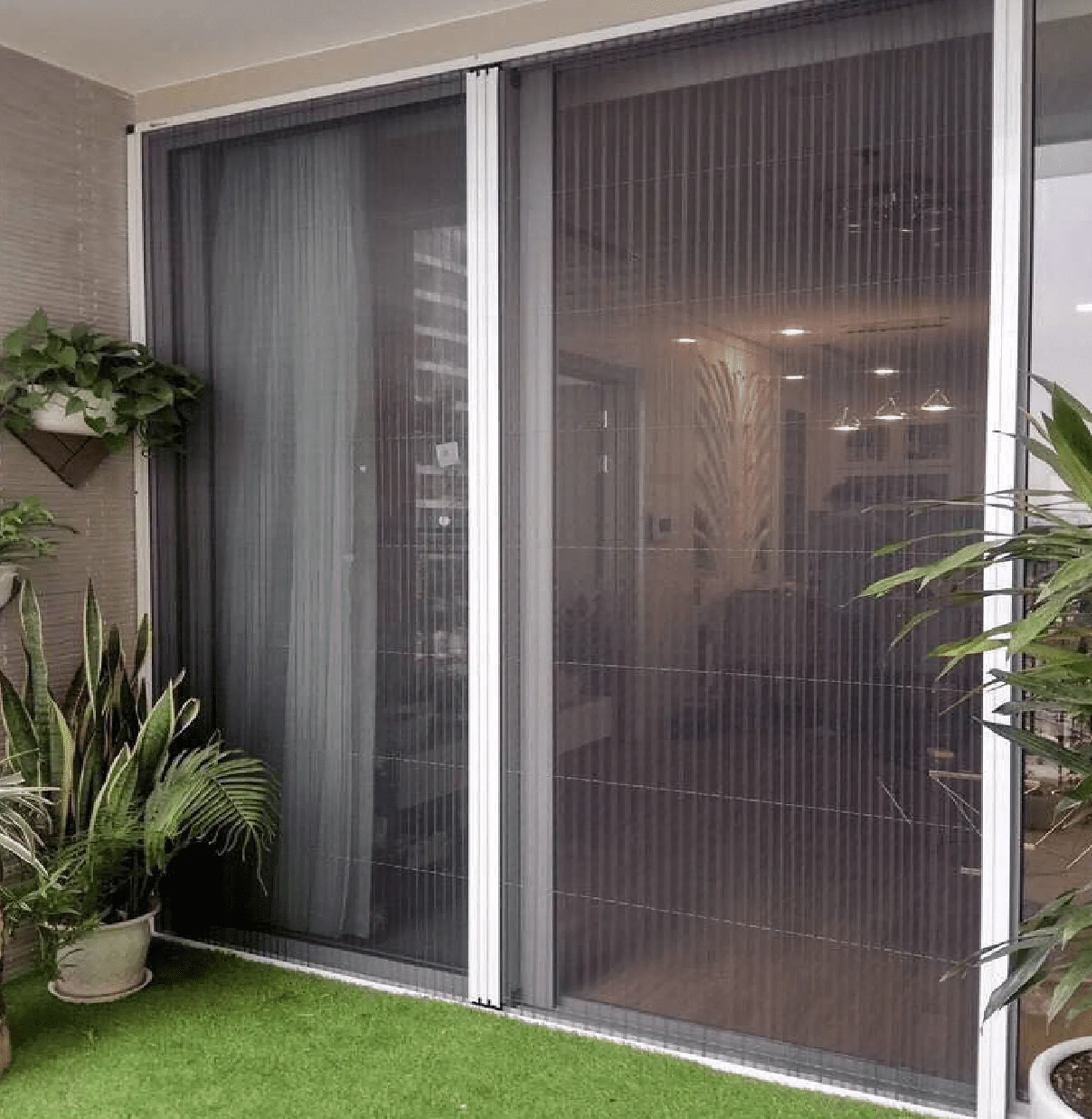 Zig Zag Mesh supplied and installed by Khidkiji in Mumbai